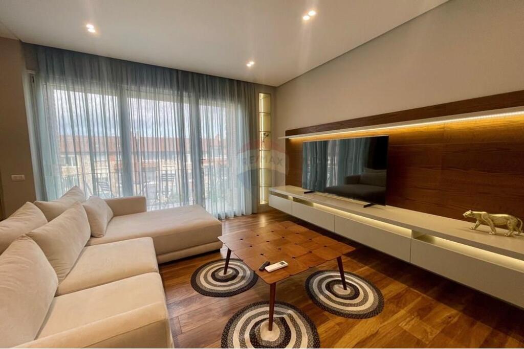 Apartament luksoz per qira tek "Secret Garden"!