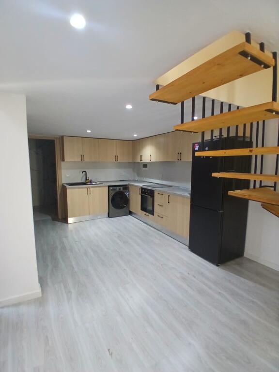 Duplex 2+1, furnished, dry lake.