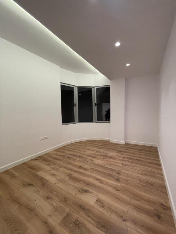 APARTAMENT 2+1 PER SHITJE TE RRUGA KAVAJES