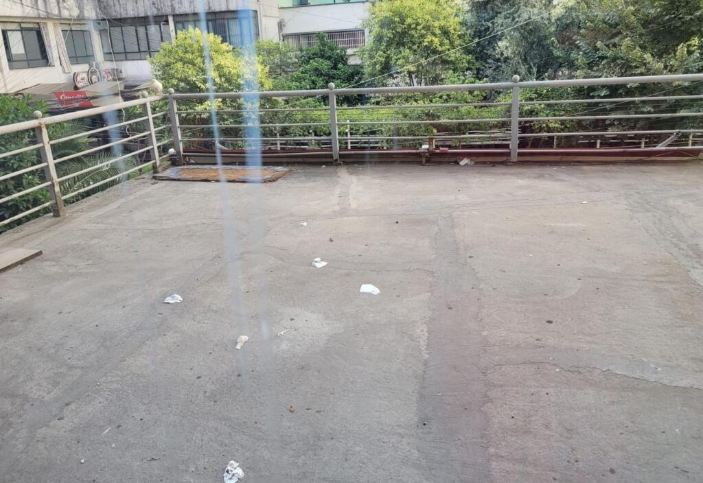 Opportunity!! Business space for sale at the former exhibition.