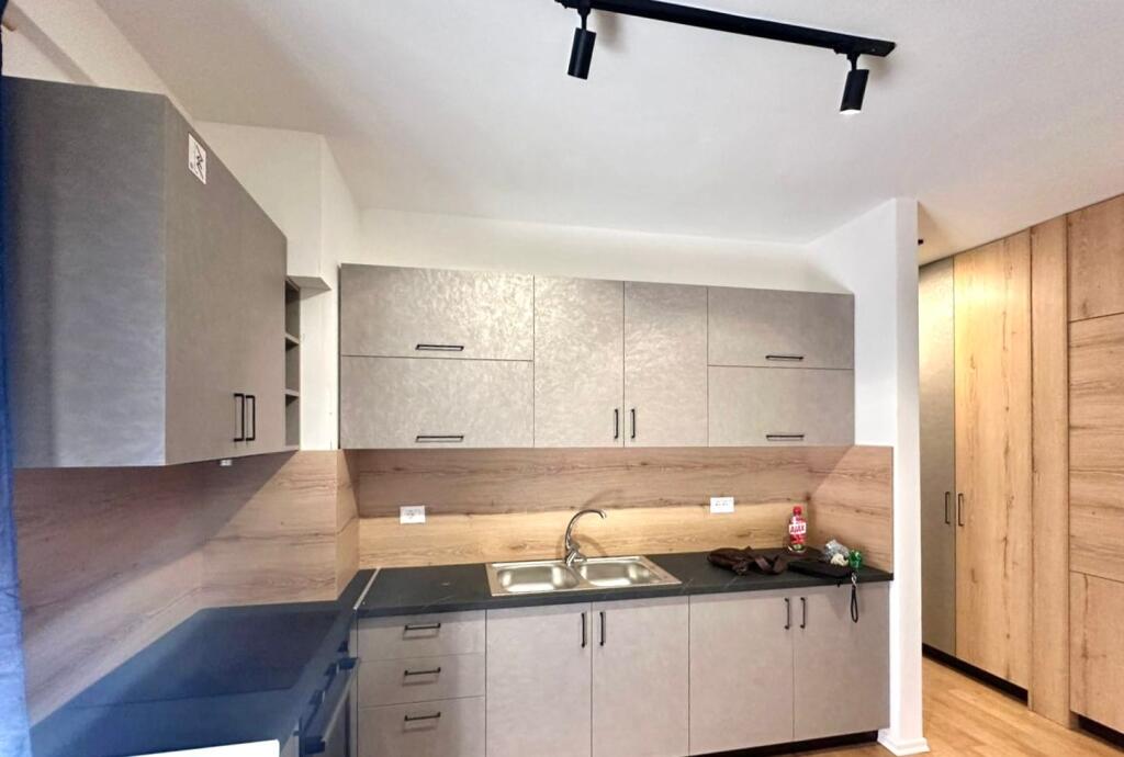 For Rent: Brand New 1-Bedroom Apartment with Parking – Selitë (Xhamia e Selitës)