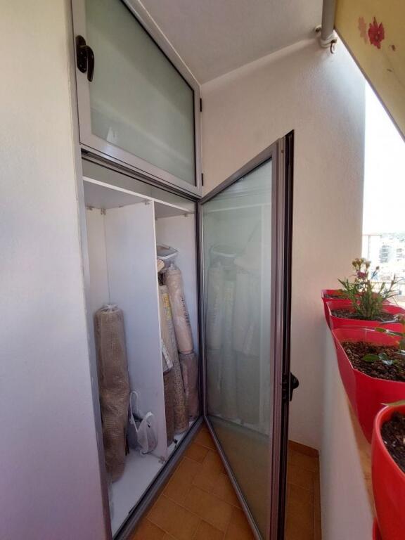 FOR SALE APARTMENT 2+1+2 IN THE NEIGHBORHOOD 29 NOVEMBER, NEAR THE SCHOOL "LEF SALLATA"