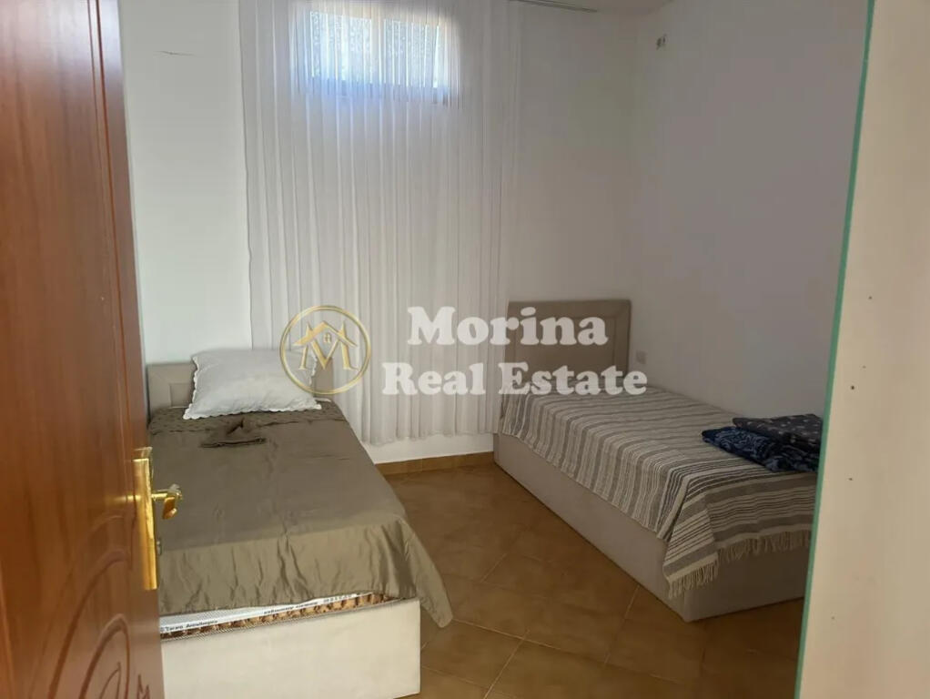 Qera, Shtepi Private 2+1, Selite