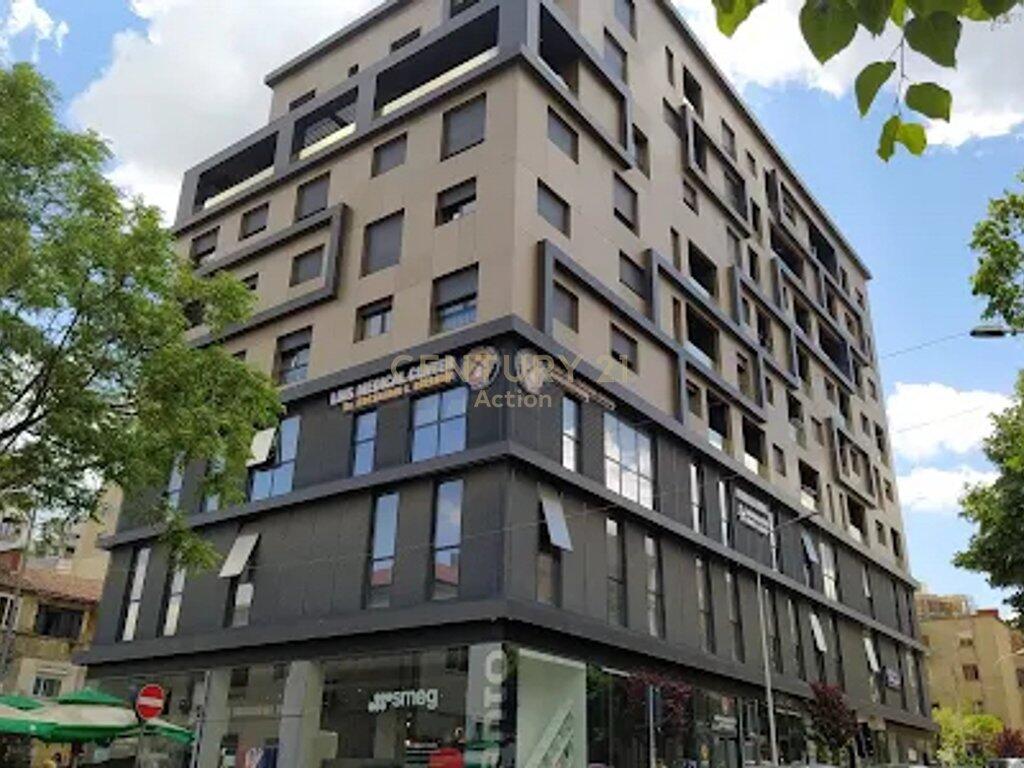 Apartment 1+1 with two balconies for rent near the "Selman Stermasi" Stadium.