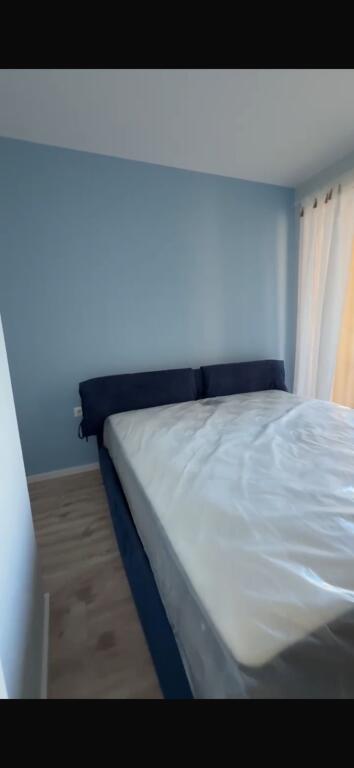 Rent, Apartment 1+1, Ballet School