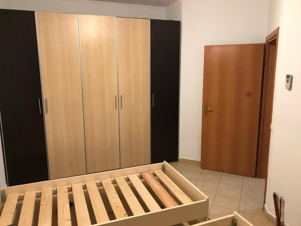 Apartament Me Qera 1+1 ne Vasil Shanto (ID B2101133) Tirane.