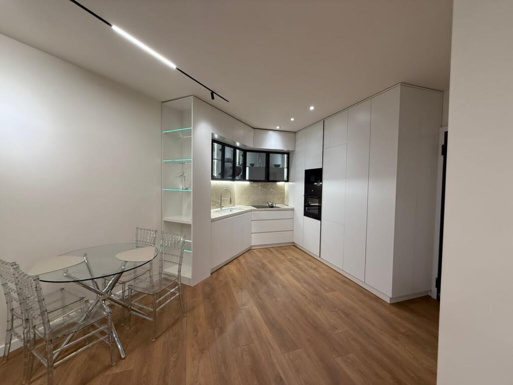 Luxurious 2+1 Apartment for Rent in White Hill
