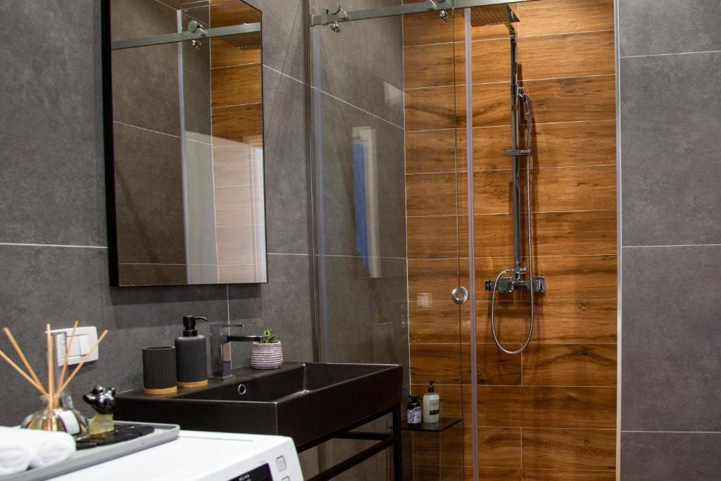 Modern Apartment Mangalem