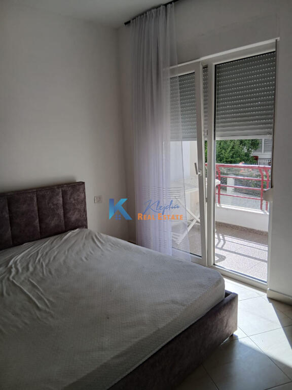 2+1 apartment for rent at Liqeni i Thate, near Vila 21