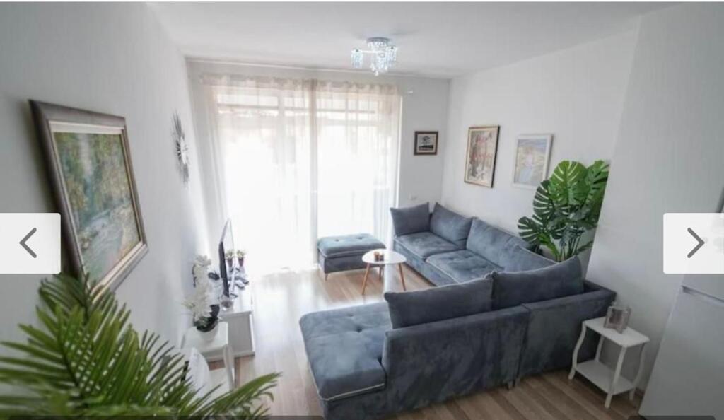 1+1 Apartment Center (Toptani)