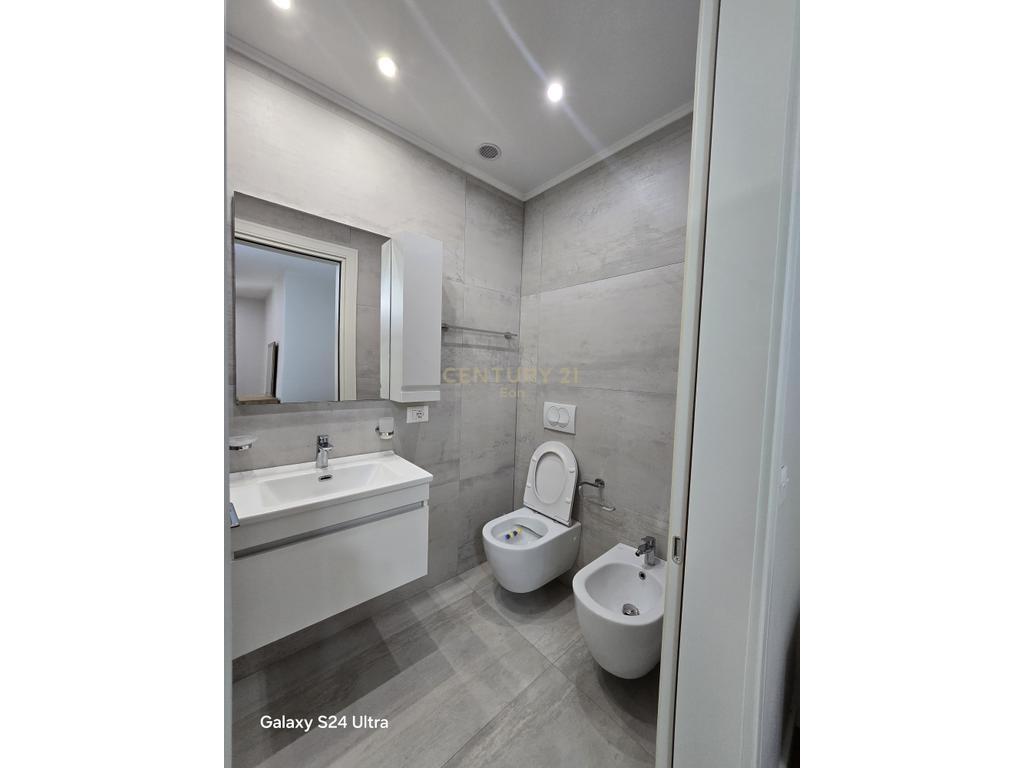 For sale 2+1+2 apartment in Vollga, Durrës!