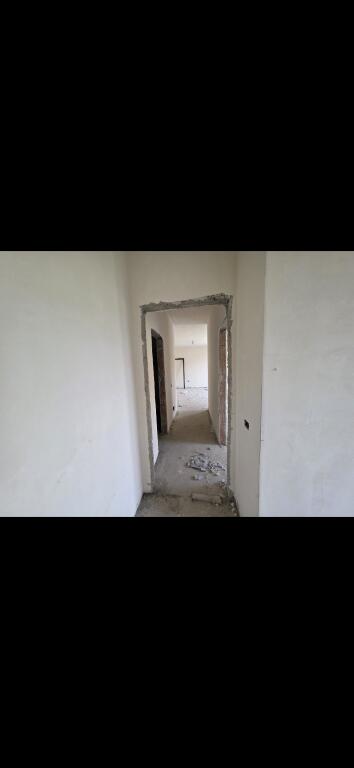 5 Maji Shitet Apartament 2+1+2