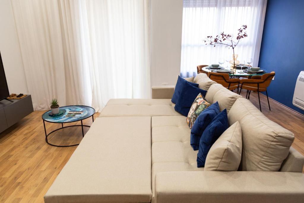 Modern Apartment Mangalem