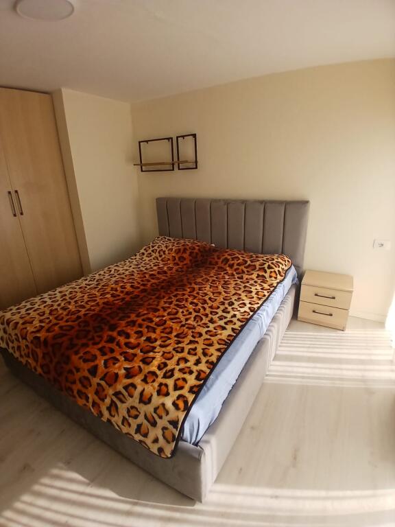 Duplex 2+1, furnished, dry lake.