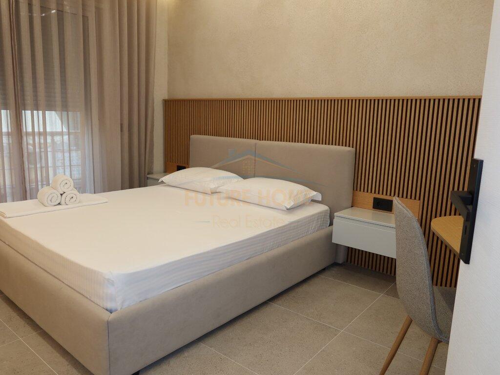 Shitet, Apartament 1+1, Rruga Bogdaneve, Tirane