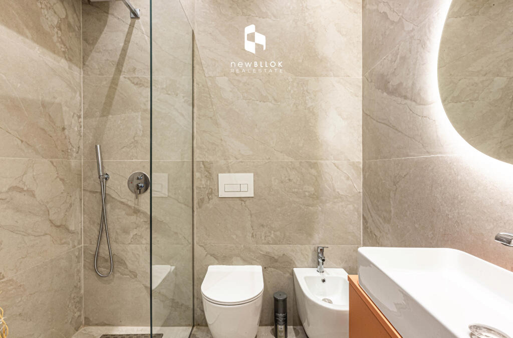 Attico di Lusso ✨ Nuovo: 1+1 con Ampio Balcone (📍Astir - Rotonda, OZONE)