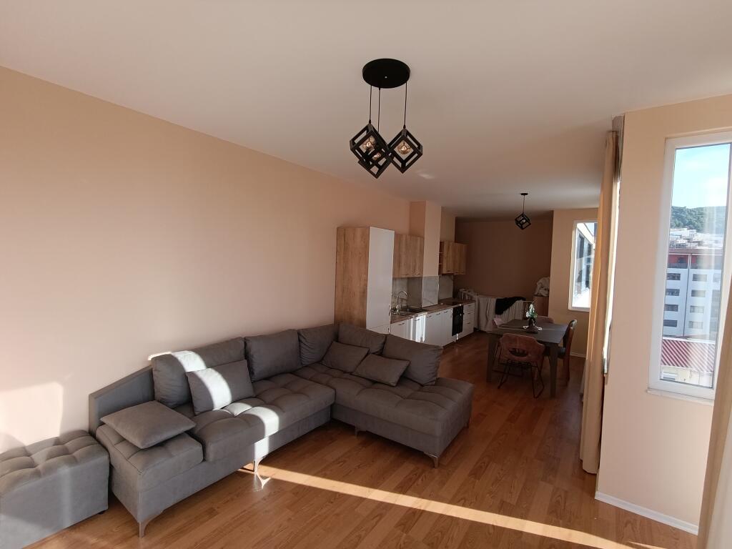 1+1 apartment for rent at Kristal center bridge