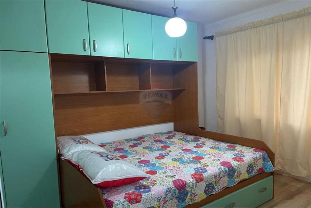 Apartment 1+1 for rent at Shkolla e Kuqe.