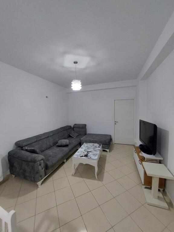 Rent! 1+1 Apartment Rr'Dibres', Faculty of Medicine