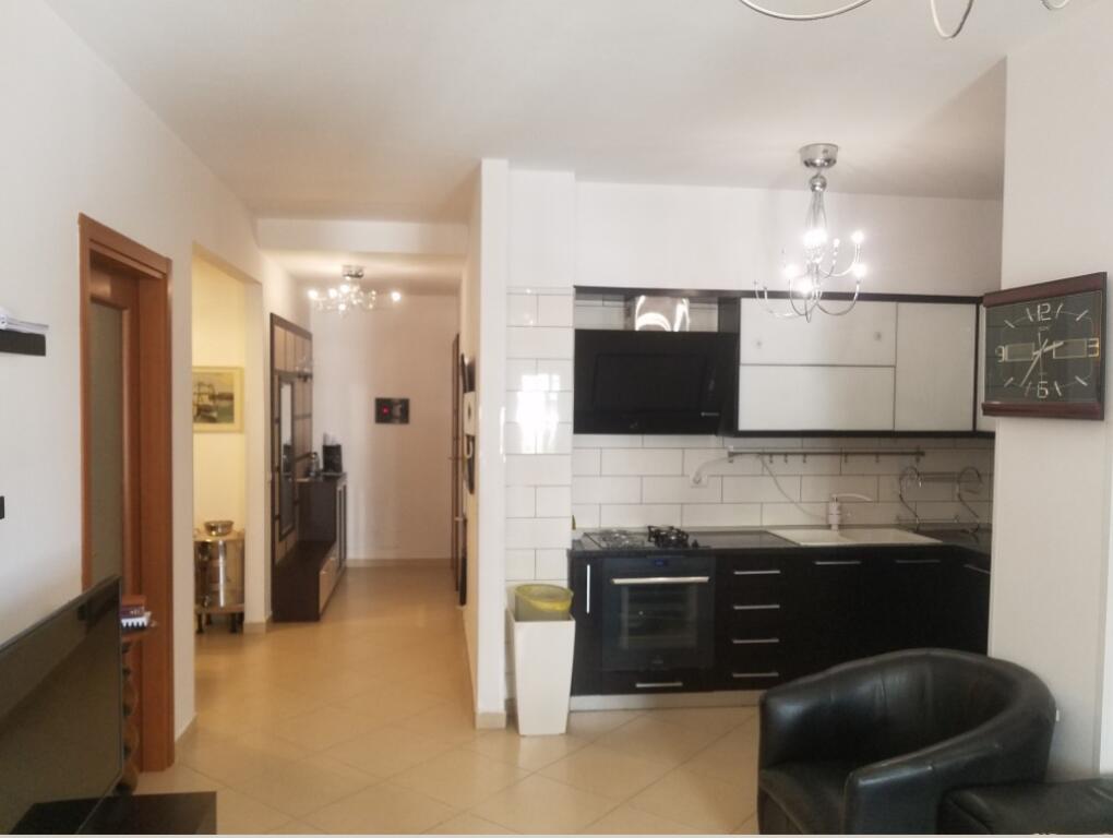 2+1 apartment for rent near the old park