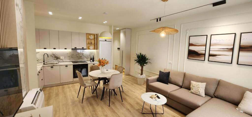 APARTAMENT FOR SALE