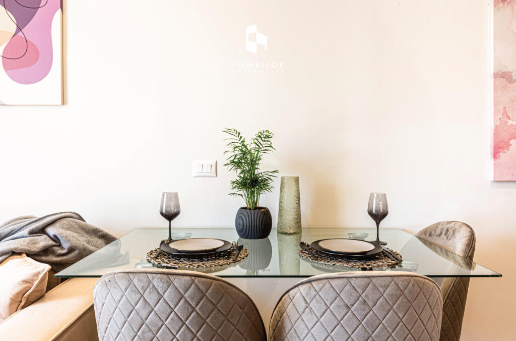 Attico di Lusso ✨ Nuovo: 1+1 con Ampio Balcone (📍Astir - Rotonda, OZONE)