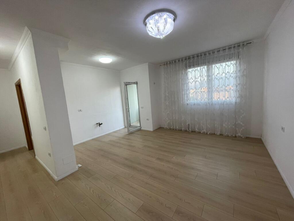 1+1 apartment for sale in Yzberisht