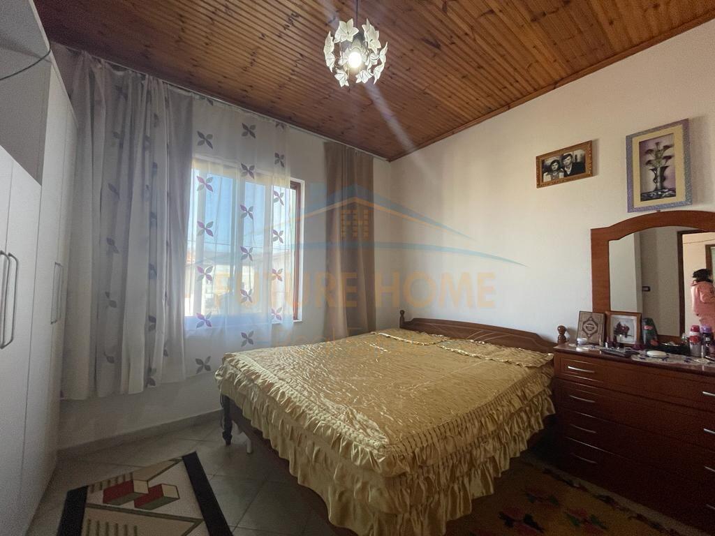 For sale, Private House, Institute