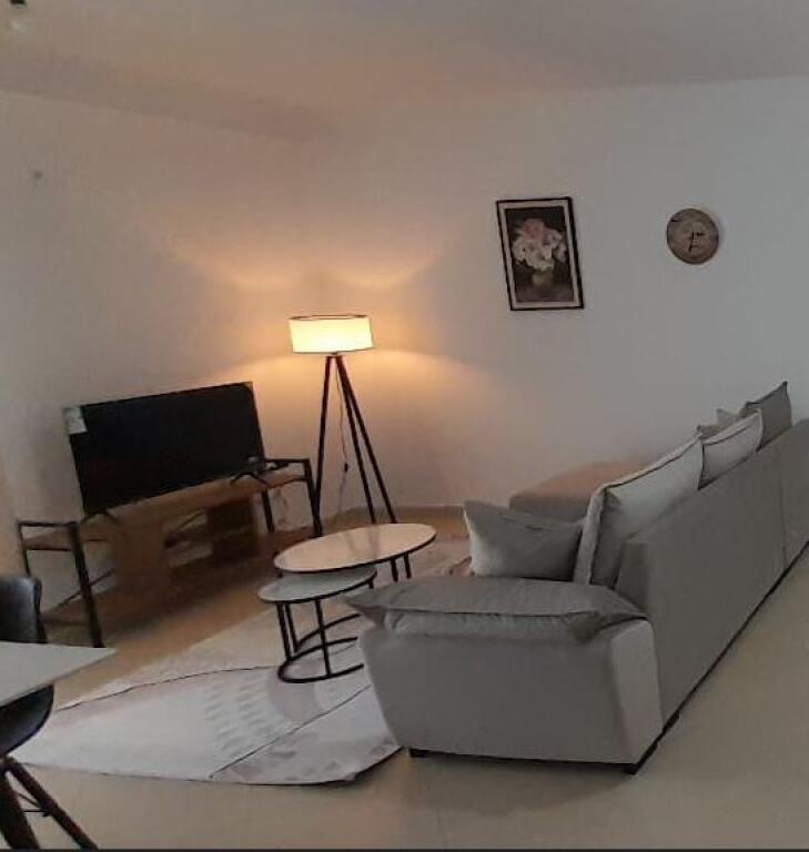 Tirana, an apartment 2+2+3 with balcony is for rent, 3rd floor, 118 m².