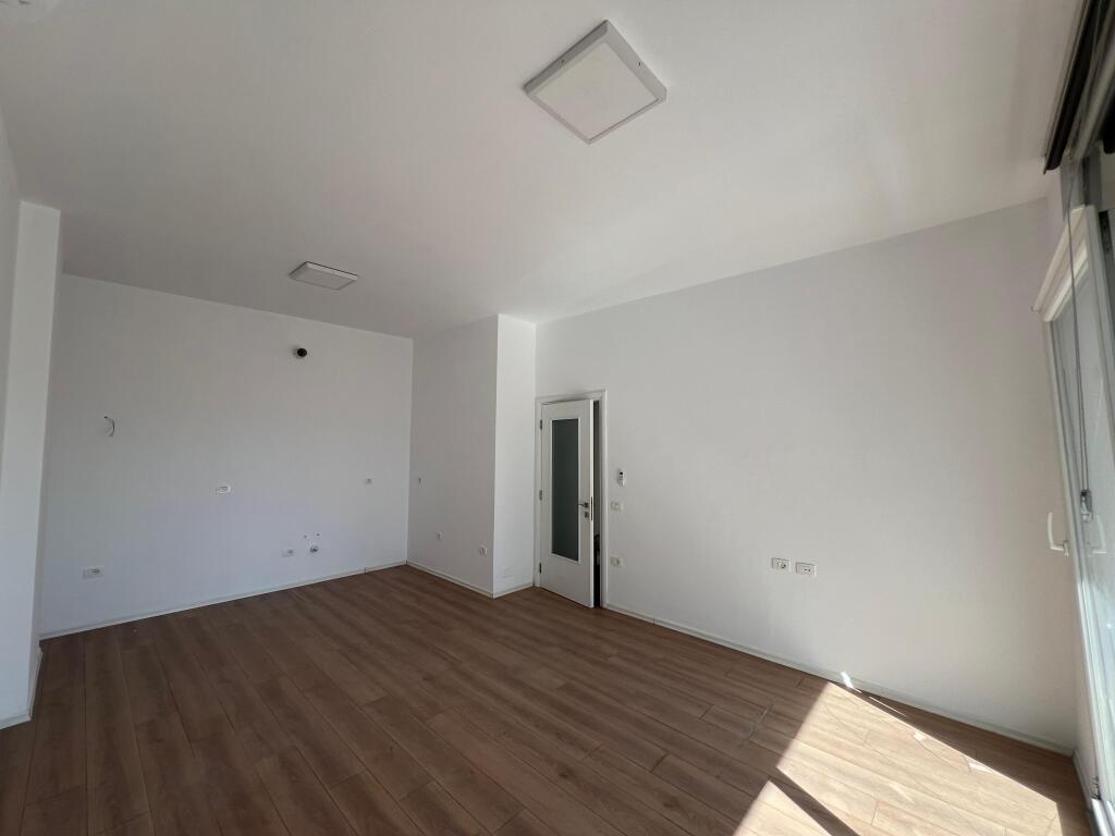 OFFICE FOR RENT NEAR THE OLD PARK