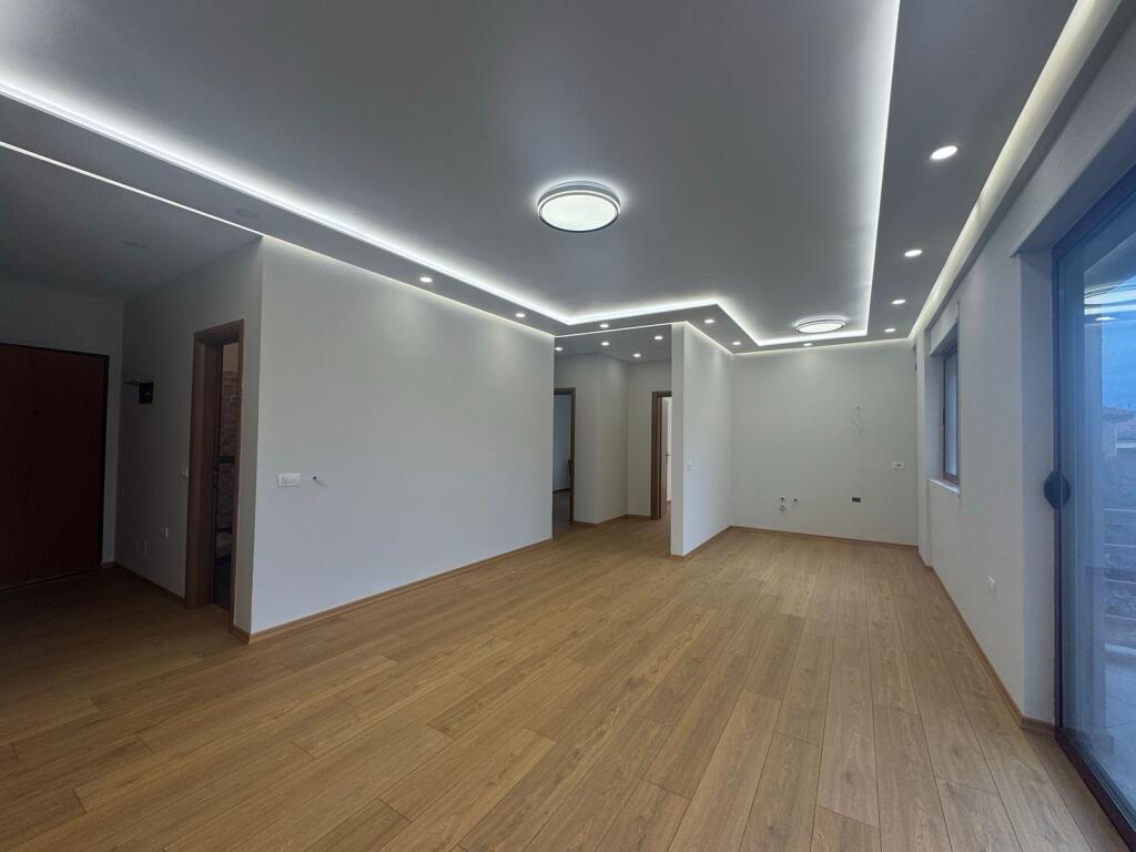 For sale 2+1+2 apartment, In front of Halili Complex