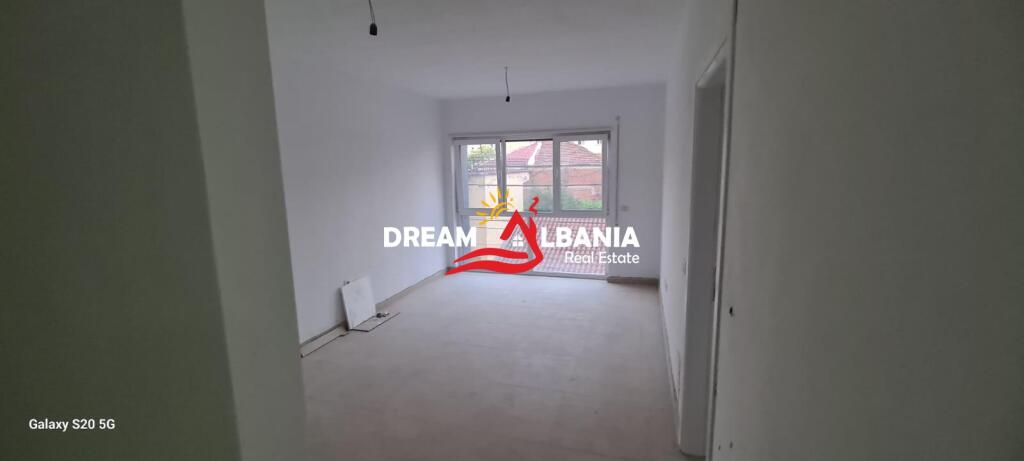 Business/Office Space for Rent, near the Red School in Tirana (ID 42611315)