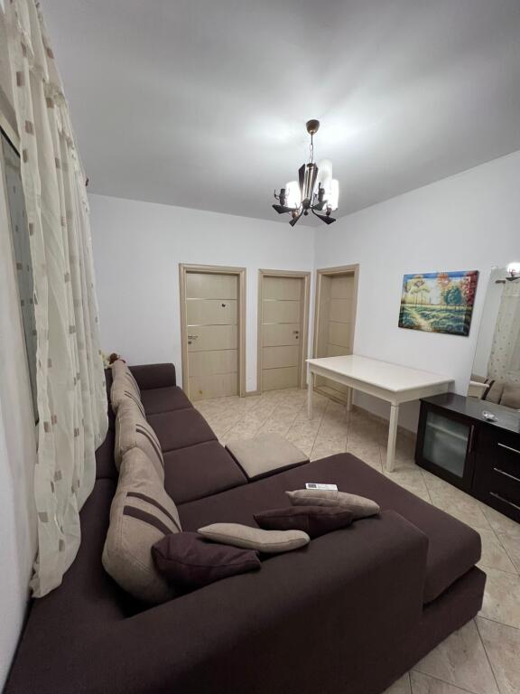 In Affitto Appartamento 2+1+1 Balcone