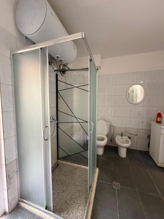 📍 Apartment 3+1 for Rent – Opposite the Former Restaurant Durrësi