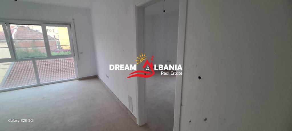 Business/Office Space for Rent, near the Red School in Tirana (ID 42611315)