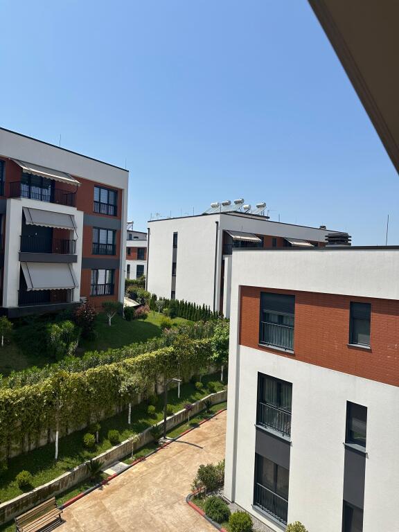 Apartament për Shitje – Liqeni i Thatë, Tiranë