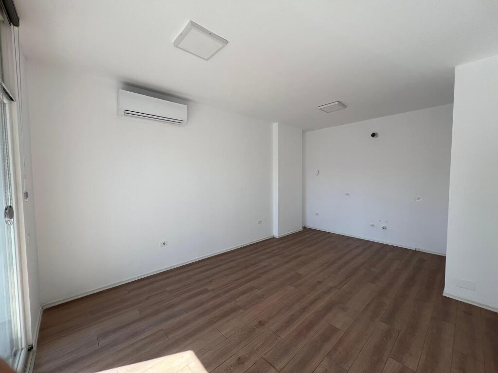 OFFICE FOR RENT NEAR THE OLD PARK