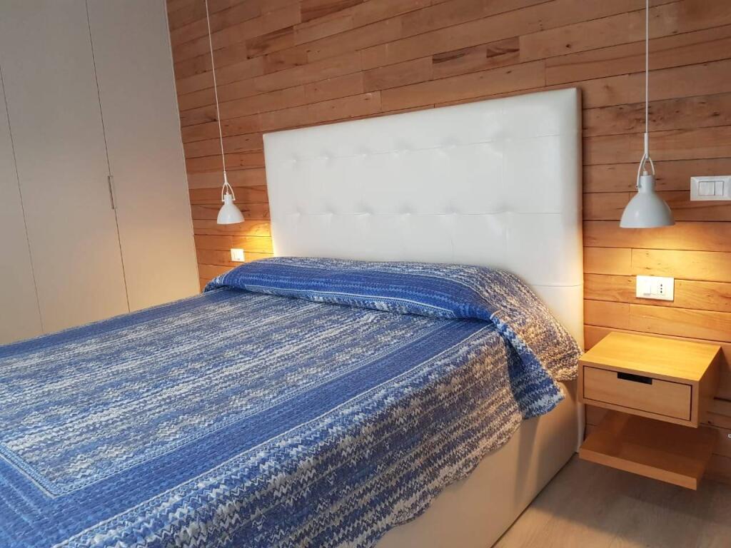 Apartment 1+1 for rent, at Komuna Parisit