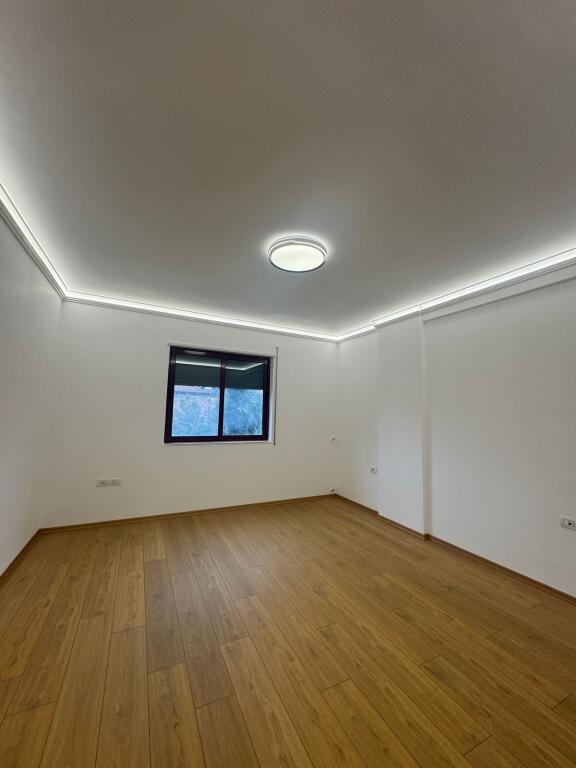 For sale 2+1+2 apartment, In front of Halili Complex
