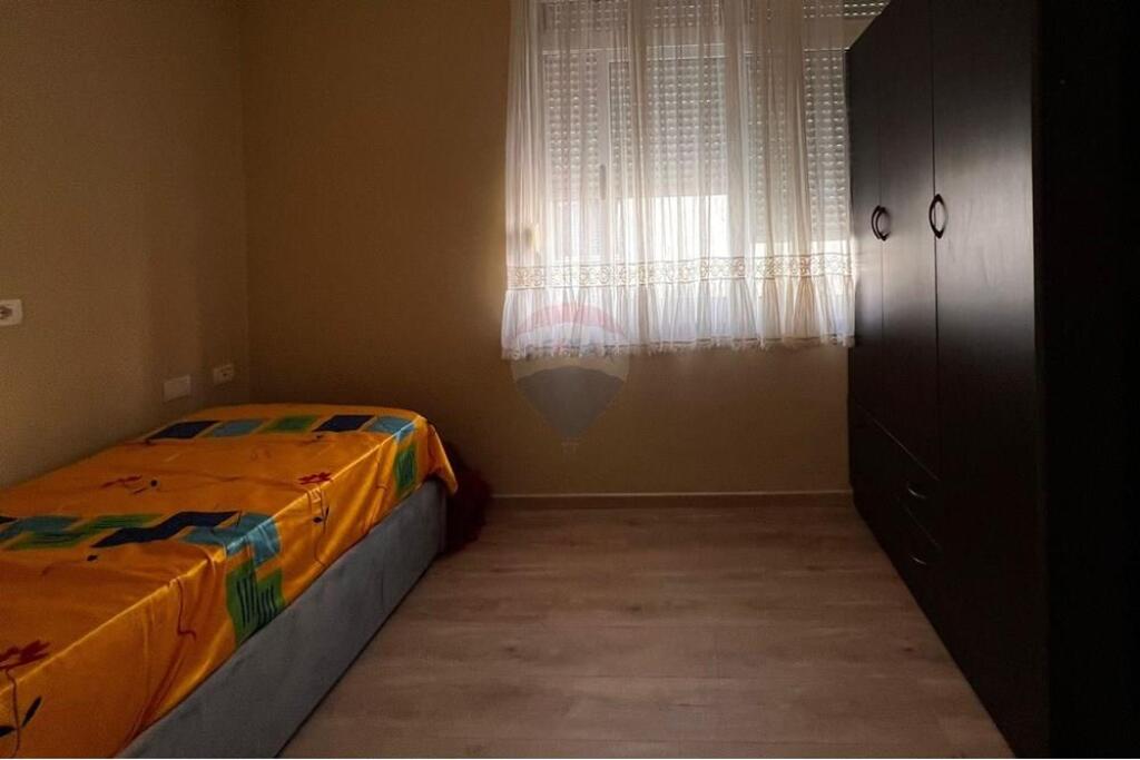 2+1 apartment for rent at Dinamo Stadium!