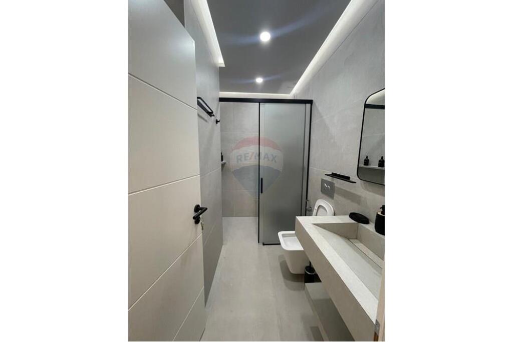 Apartament 1+1 për qira në Xhamllik