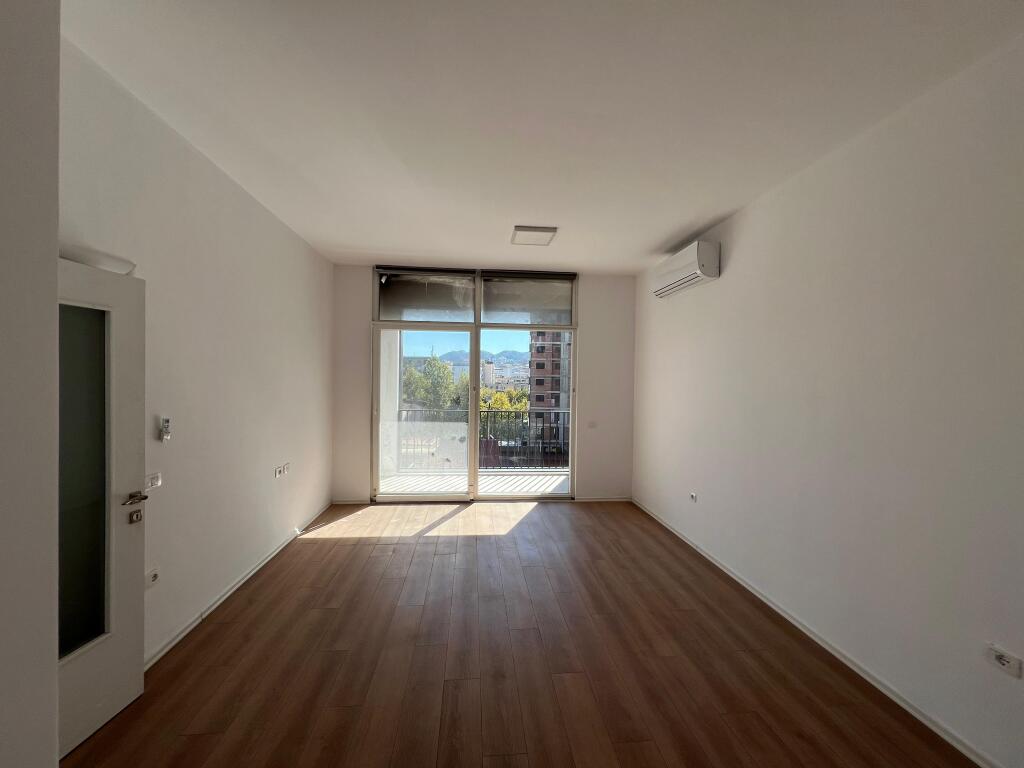 OFFICE FOR RENT NEAR THE OLD PARK