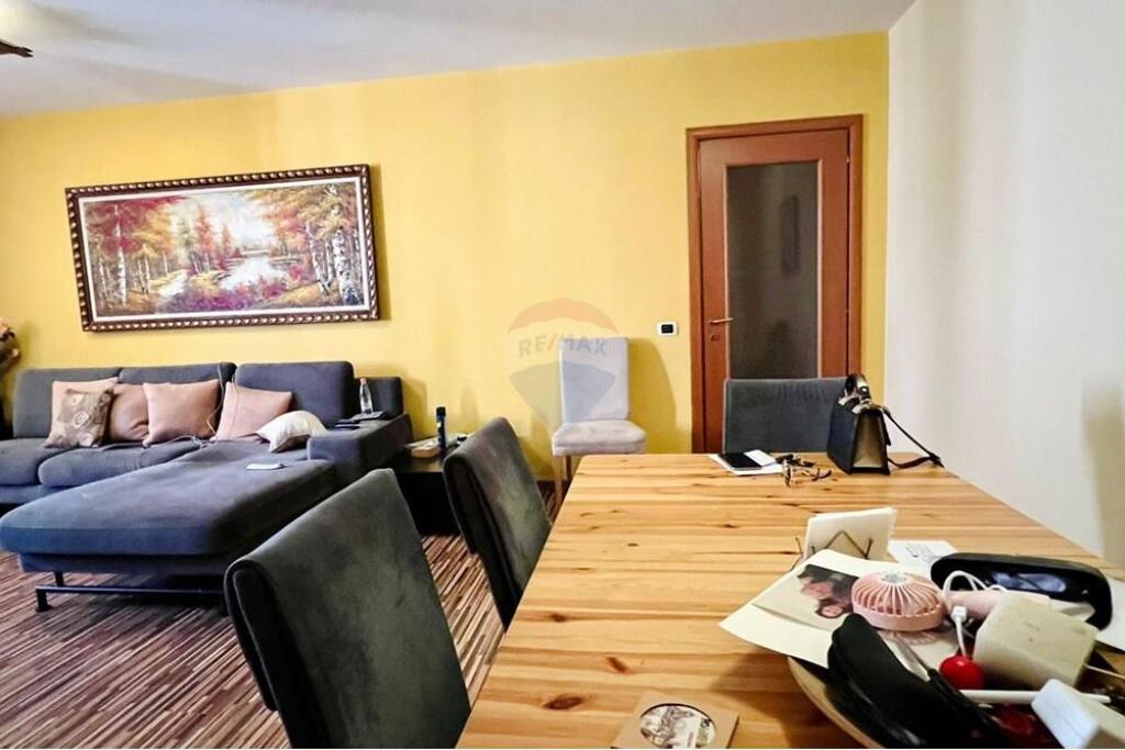 APARTMENT 3+1+2+PARKING FOR SALE