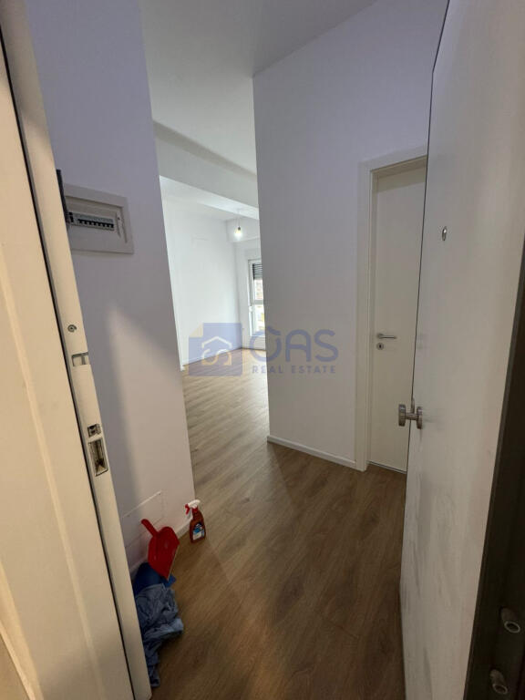 For rent apartment 1+1 at Kaimi Residence, Tirana
