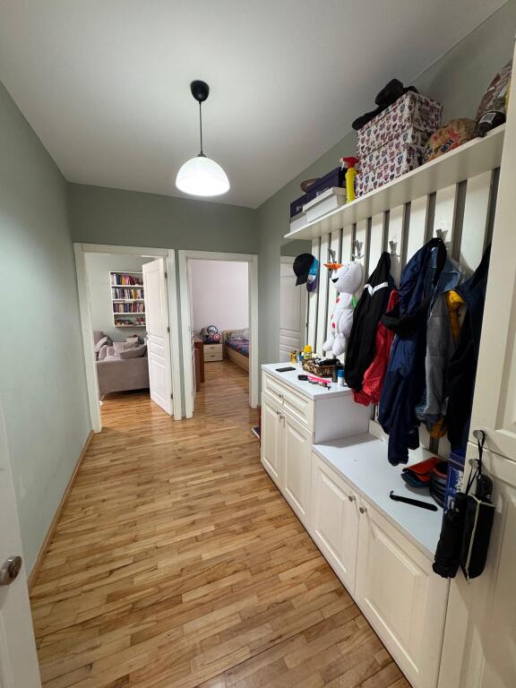 SHITET APARTAMENT 1+1 PRANE STACIONIT TE FUNDIT SE TIRANES SE RE