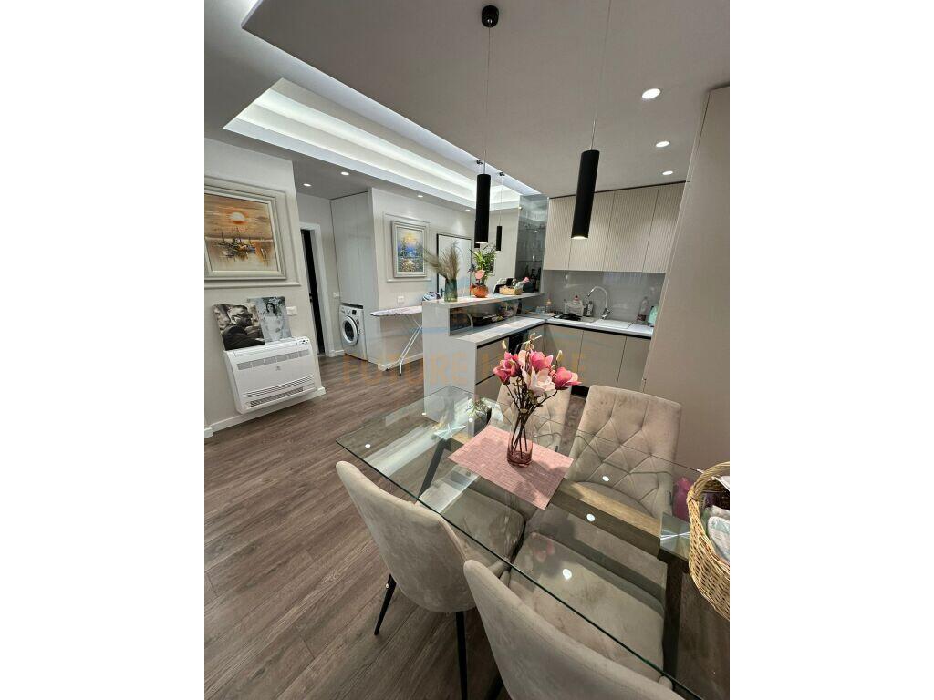 For sale apartment 2+1+2 Kodra e Diellit