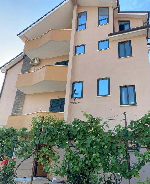 VILLA FOR RENT 300 M2 PORCELAIN