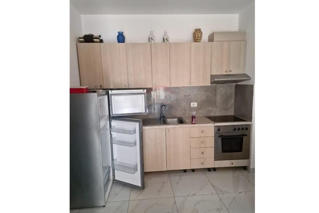 2+1 apartment for rent at Tirana Golden Park!