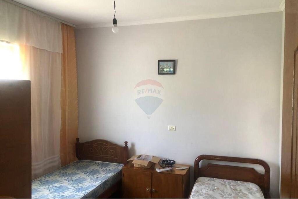Apartment 2+1 for rent at Vilat Gjermane