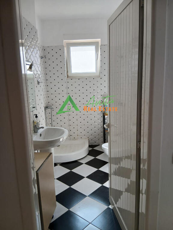 Apartament 2+1 për Qira – Liqeni i Thatë